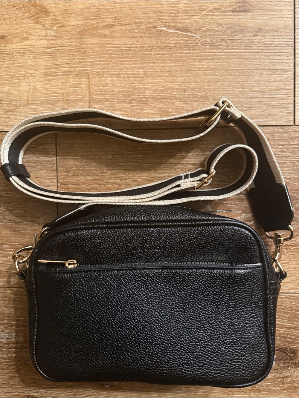 Lavarch black pebbled leather camera bag / crossbody bag